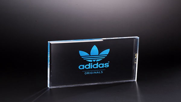 亞克力展示臺(tái)牌